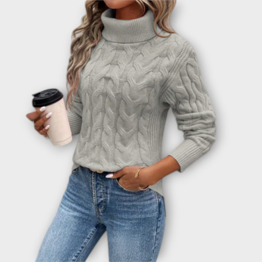 Amelia – Elegant Turtleneck Sweater Made of Knit